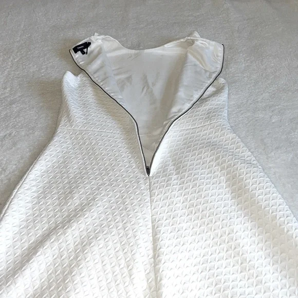 Theory White Sleeveless Textured A-Line Dress - Picture 8 of 11